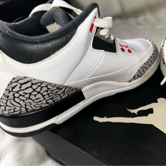 Air Jordan 3 Retro Infrared 23 GS  7Y/ Women’s 8.5/398614-123 - Picture 10 of 15